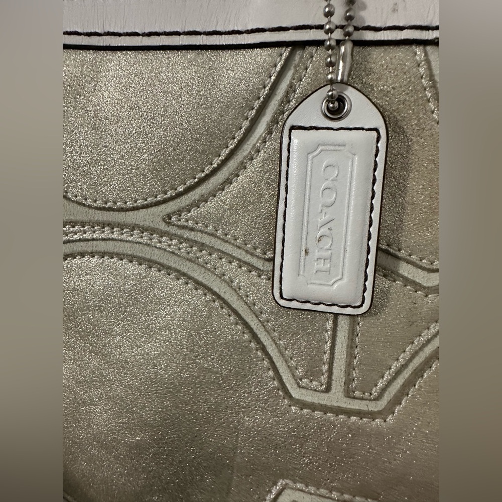 Coach Bag - Picture 4 of 5